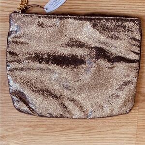 VICTORIAS SECRET MAKEUP BAG/ TRAVEL BAG